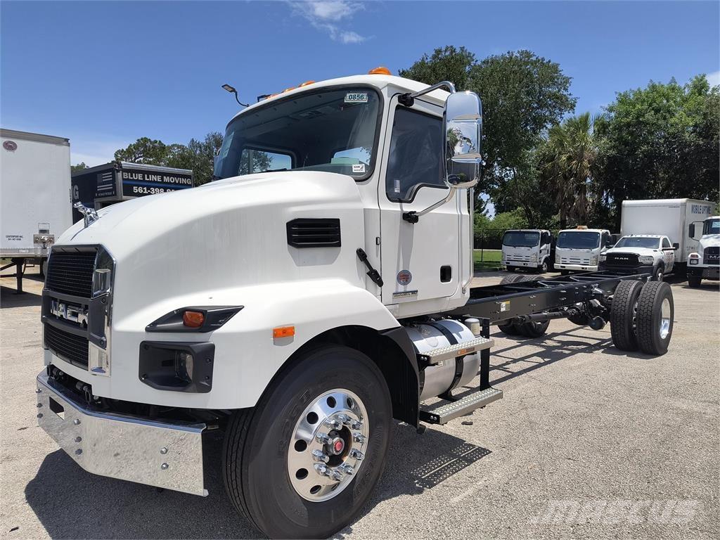 Mack MD7 42R Chassier