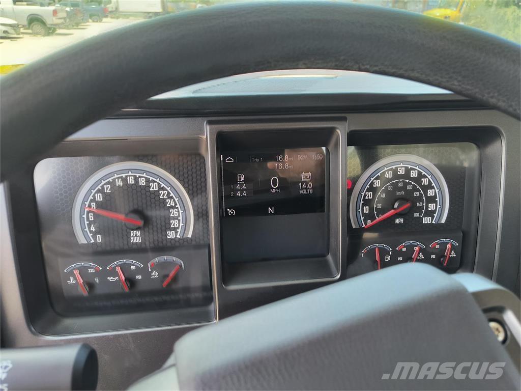 Mack MD7 42R Chassier