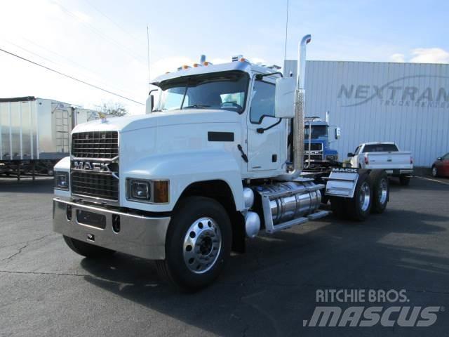 Mack PI64T Dragbilar