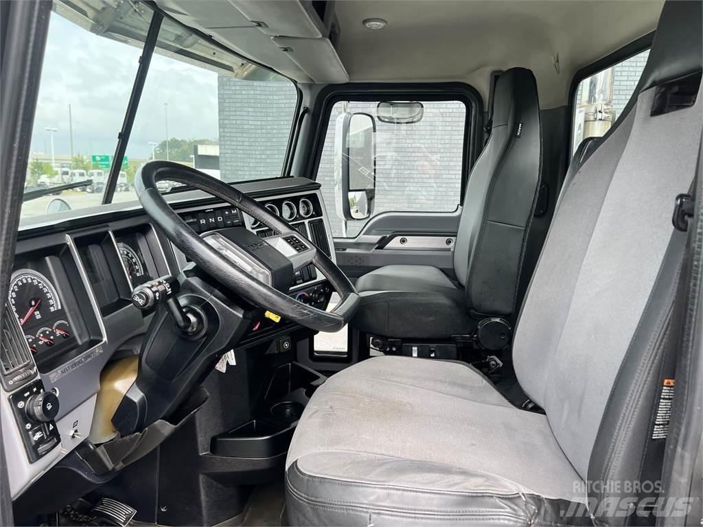 Mack PI64T Dragbilar