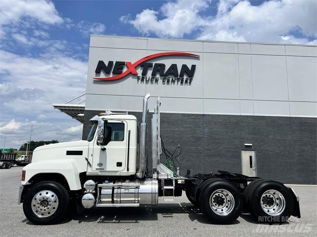 Mack PI64T Dragbilar