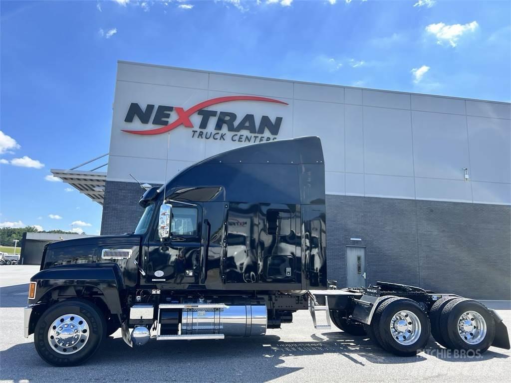 Mack PI64T Dragbilar