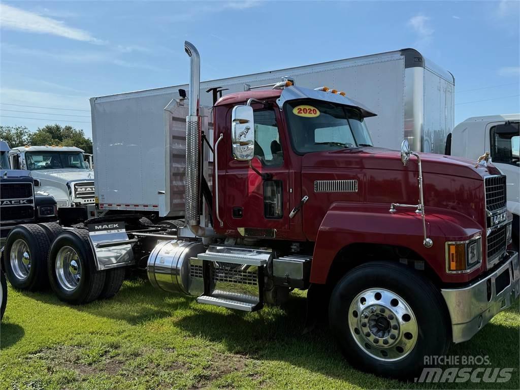 Mack PI64T Dragbilar