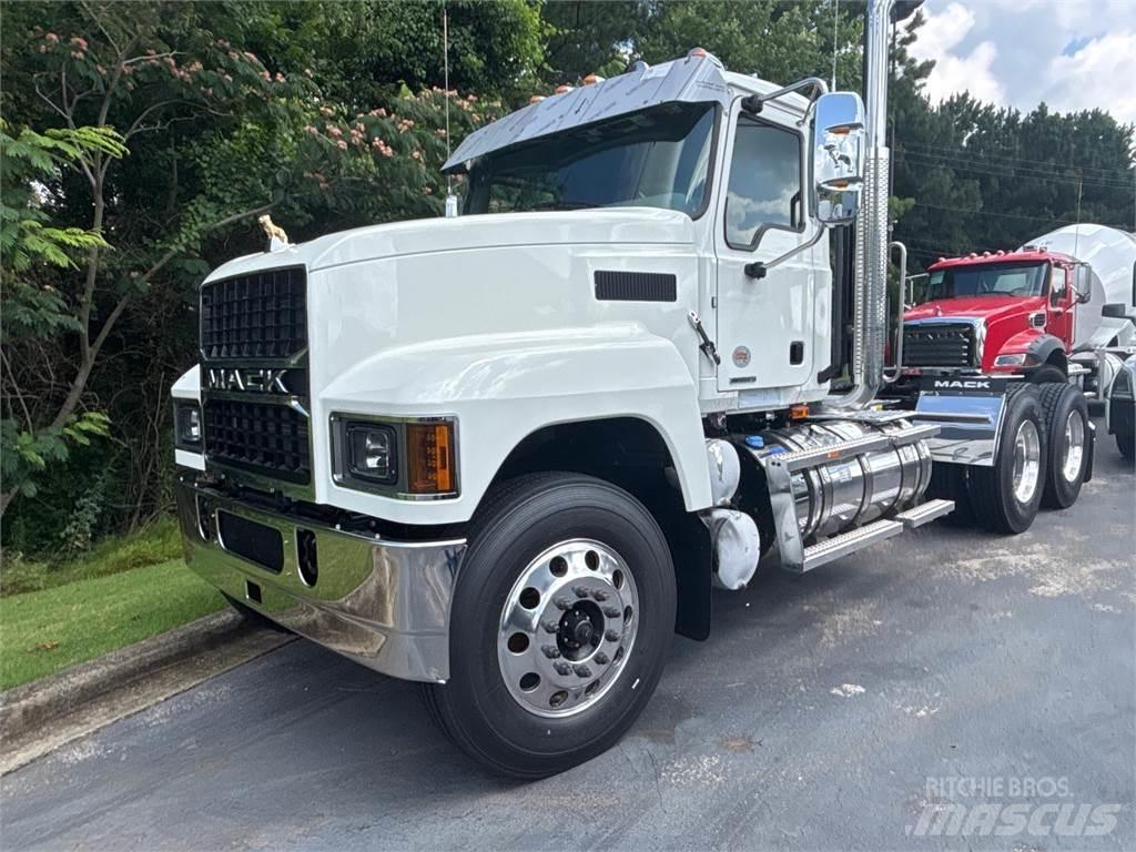 Mack PI64T Dragbilar
