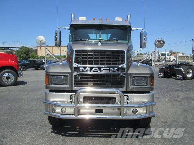 Mack PI64T Dragbilar