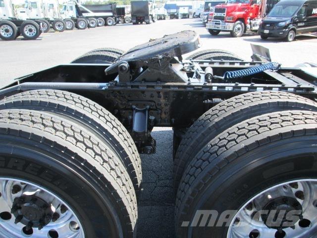 Mack PI64T Dragbilar