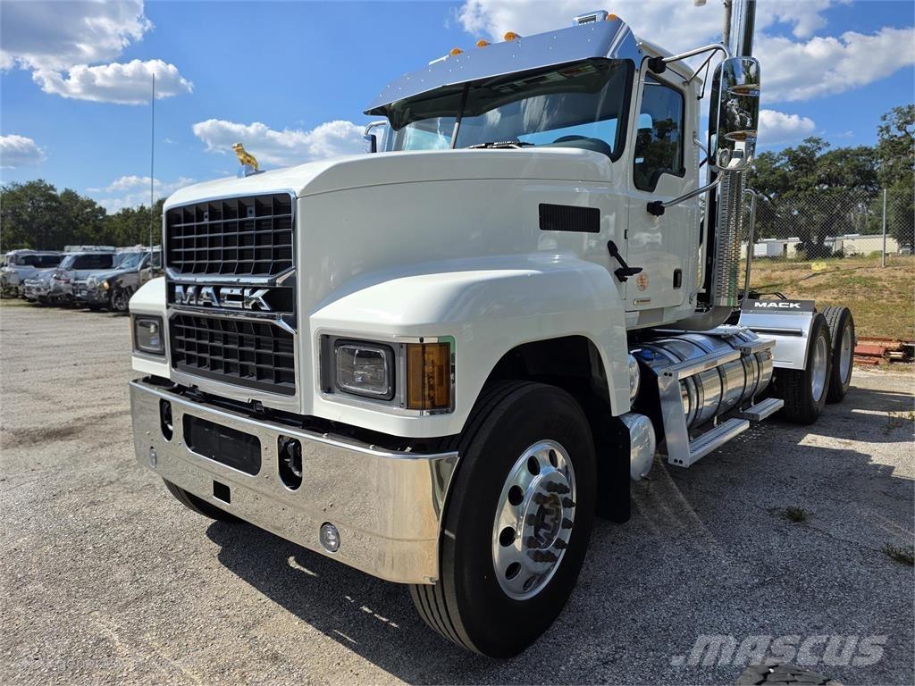 Mack PI64T Dragbilar