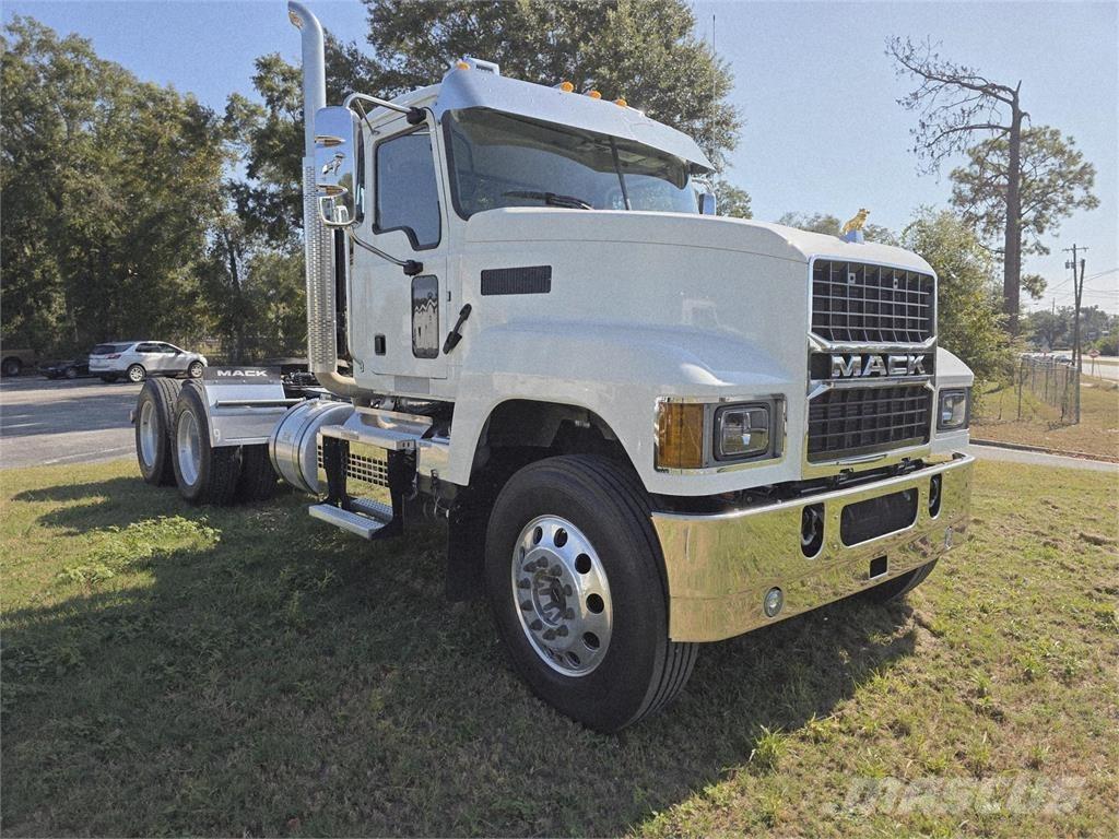 Mack PI64T Dragbilar