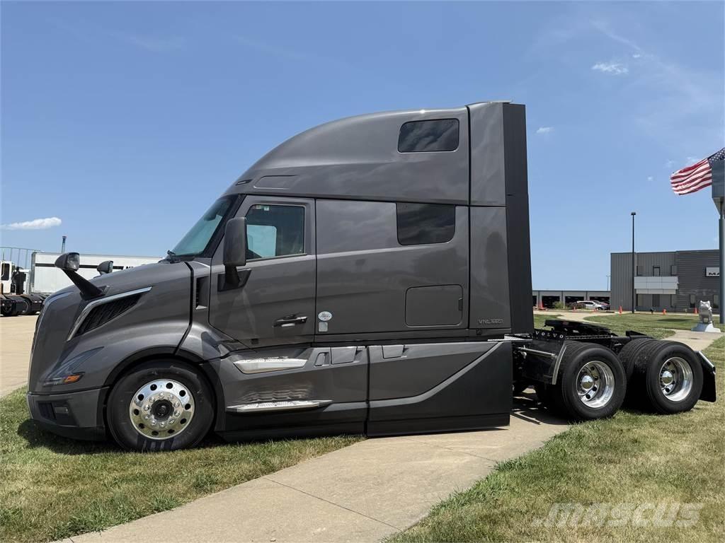 Volvo NEW VNL860 Dragbilar