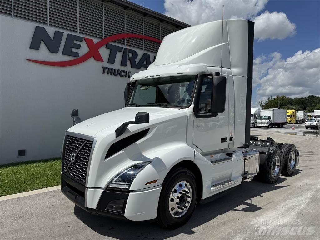Volvo VNL64T300 Dragbilar