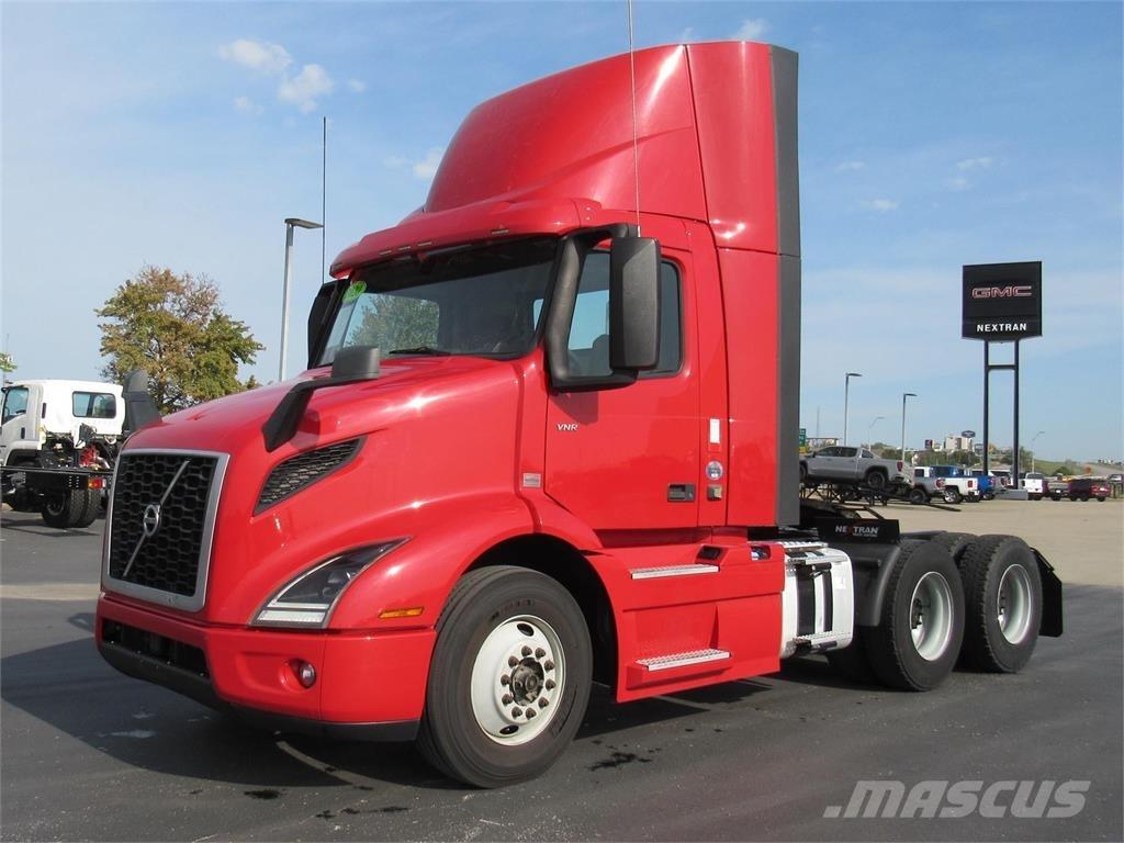 Volvo VNL64T300 Dragbilar