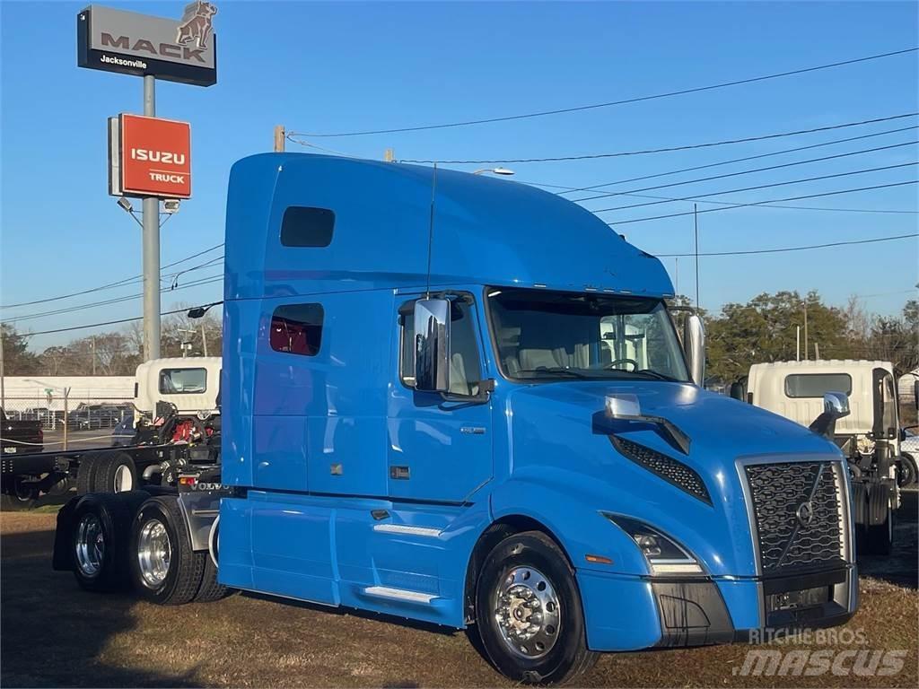 Volvo VNL64T760 Dragbilar