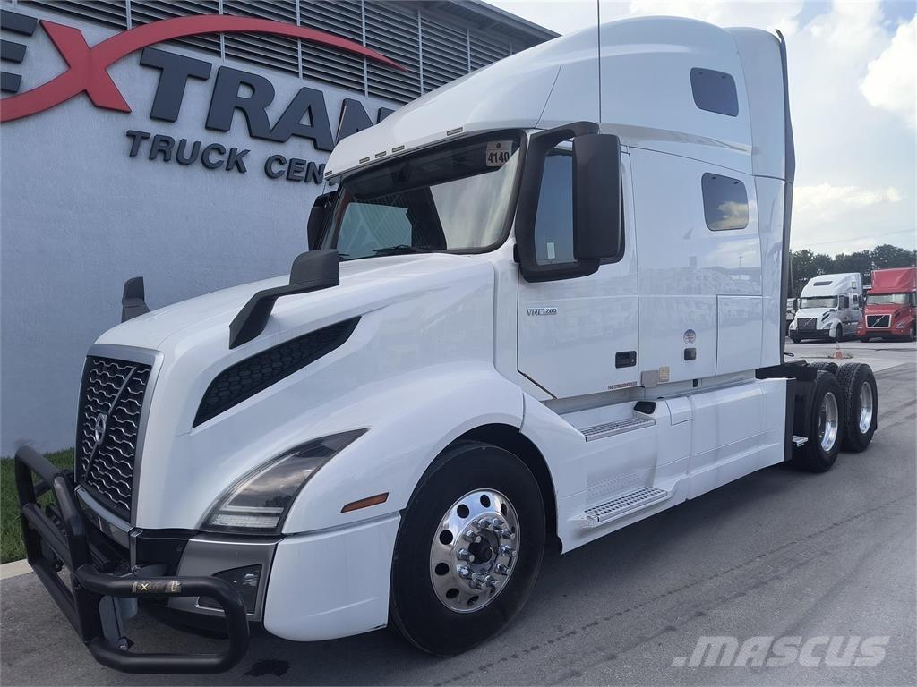 Volvo VNL64T760 Dragbilar