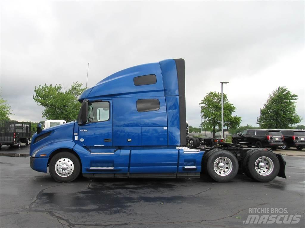 Volvo VNL64T760 Dragbilar