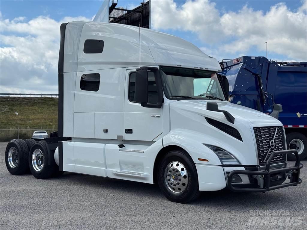 Volvo VNL64T760 Dragbilar