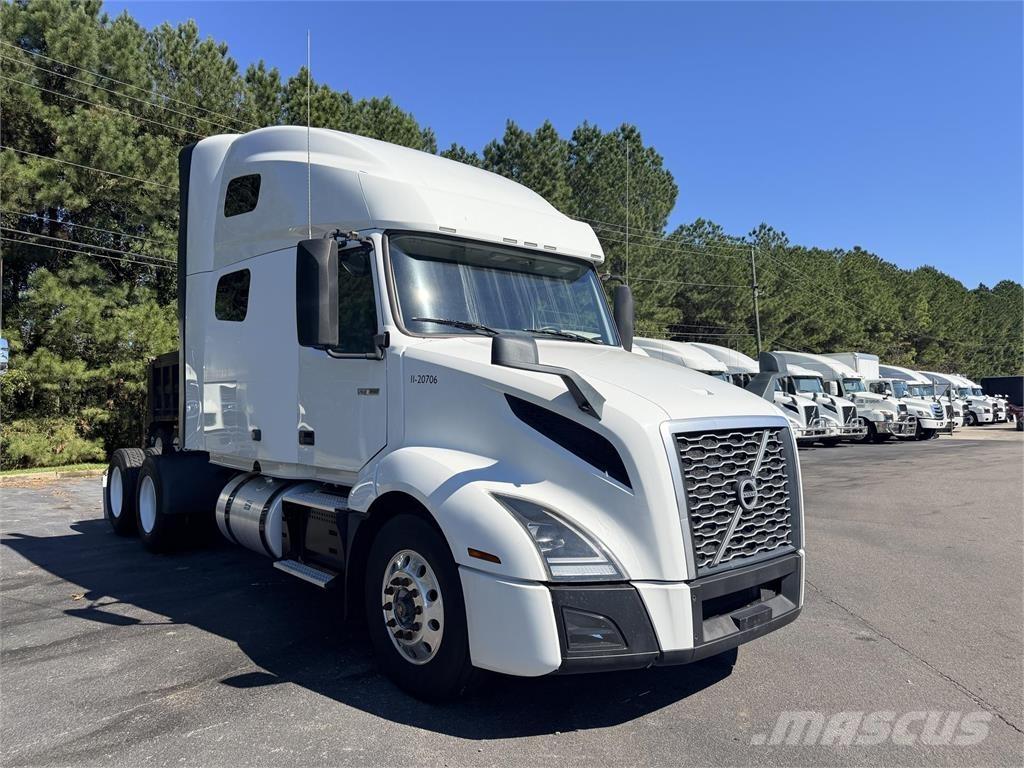 Volvo VNL64T760 Dragbilar