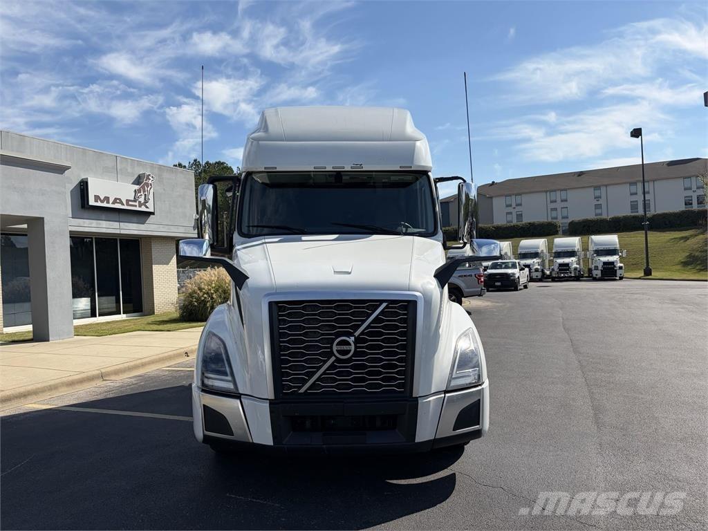 Volvo VNL64T760 Dragbilar