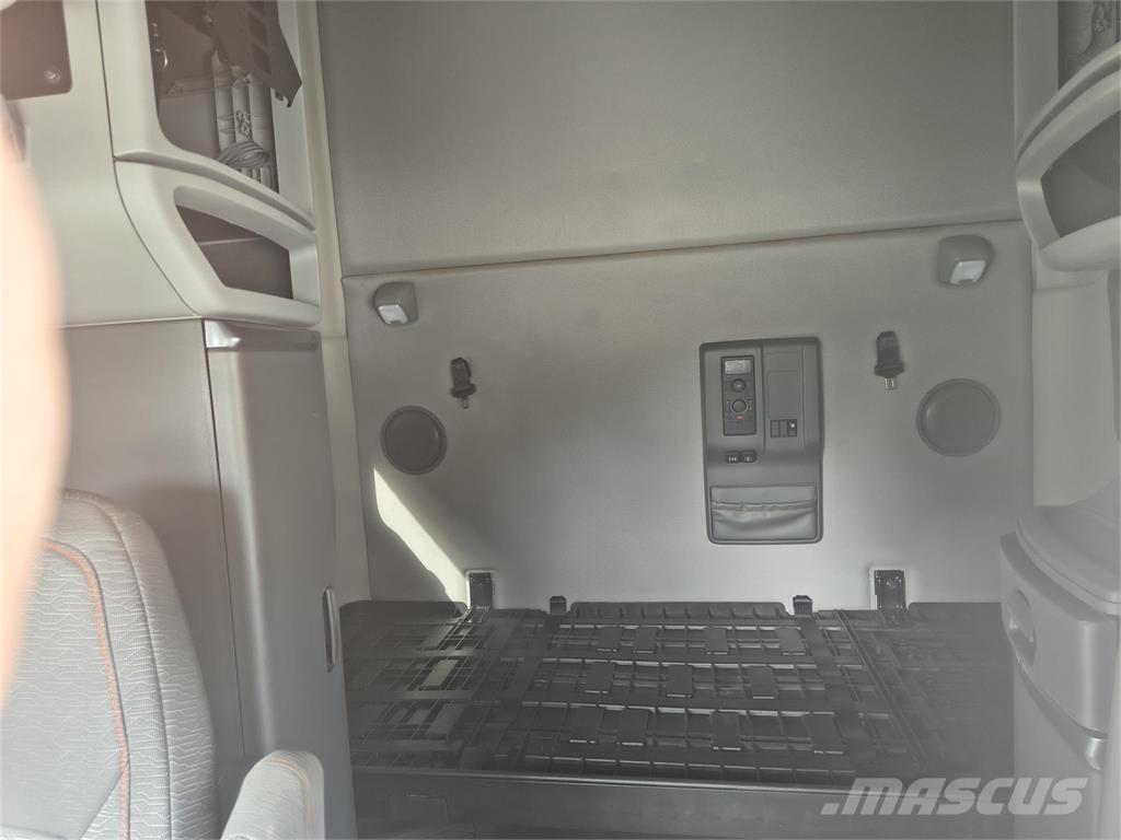 Volvo VNL64T760 Dragbilar