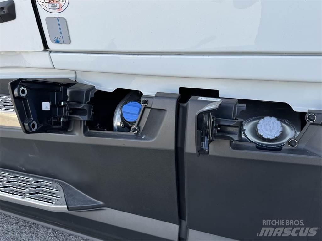 Volvo VNL64T860 Dragbilar
