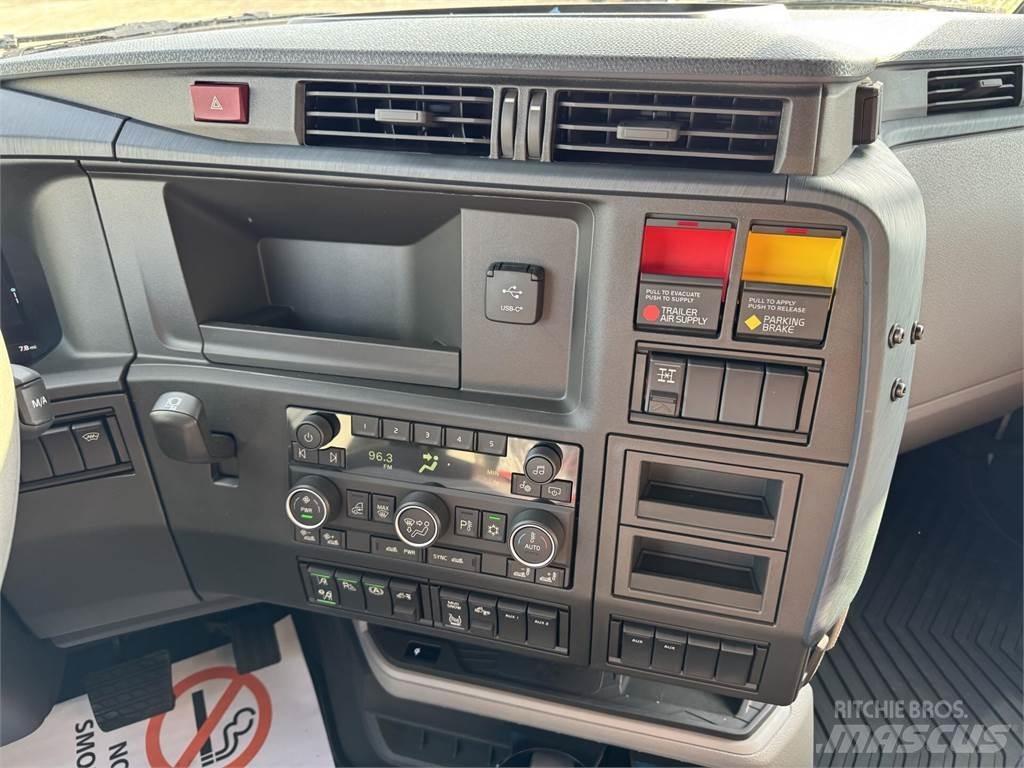 Volvo VNL64T860 Dragbilar