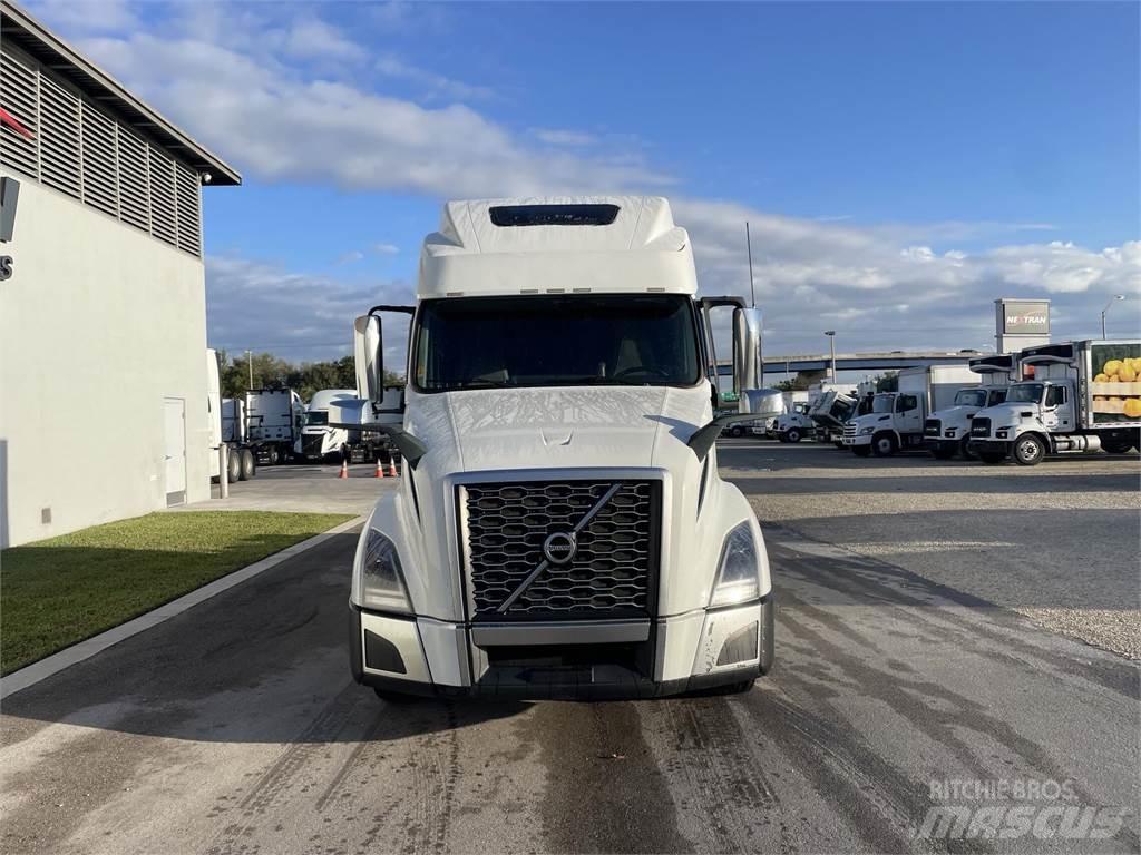 Volvo VNL64T860 Dragbilar