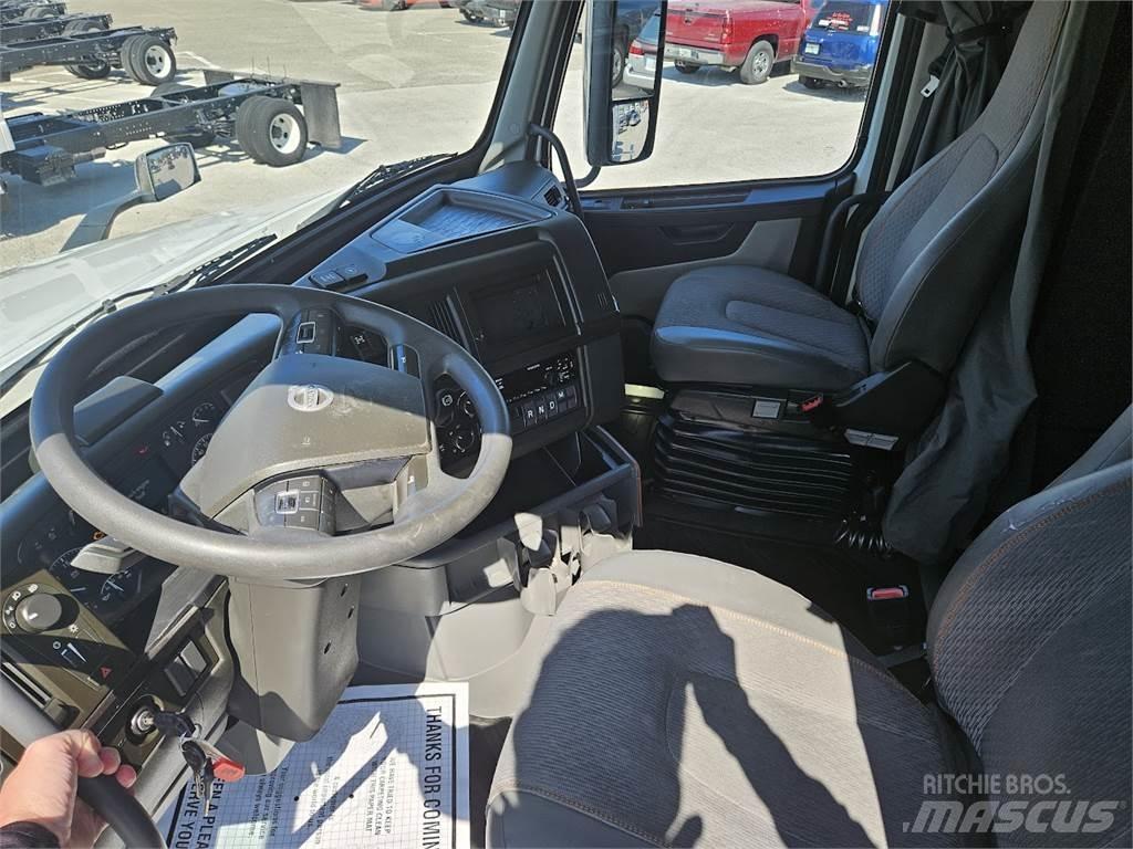 Volvo VNL64T860 Dragbilar