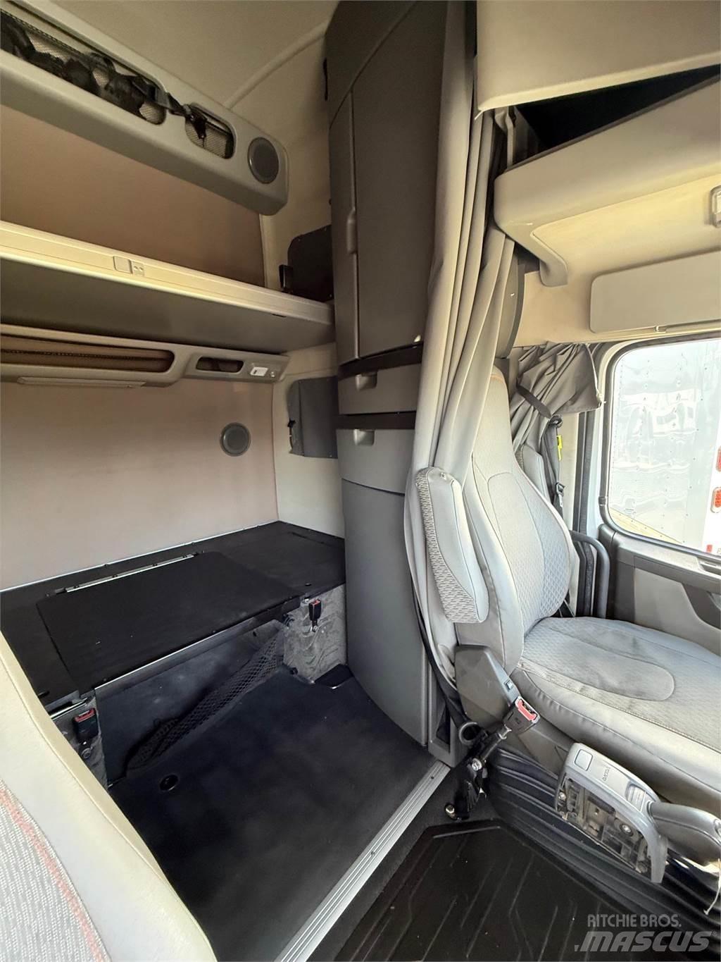 Volvo VNL64T860 Dragbilar