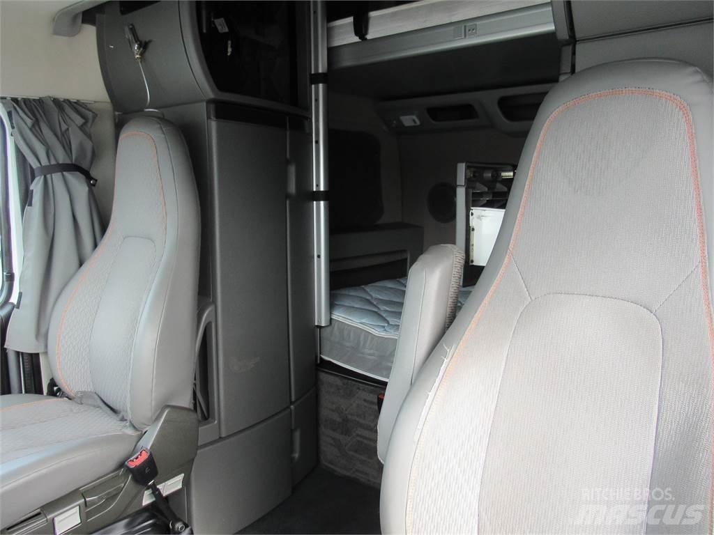 Volvo VNL64T860 Dragbilar