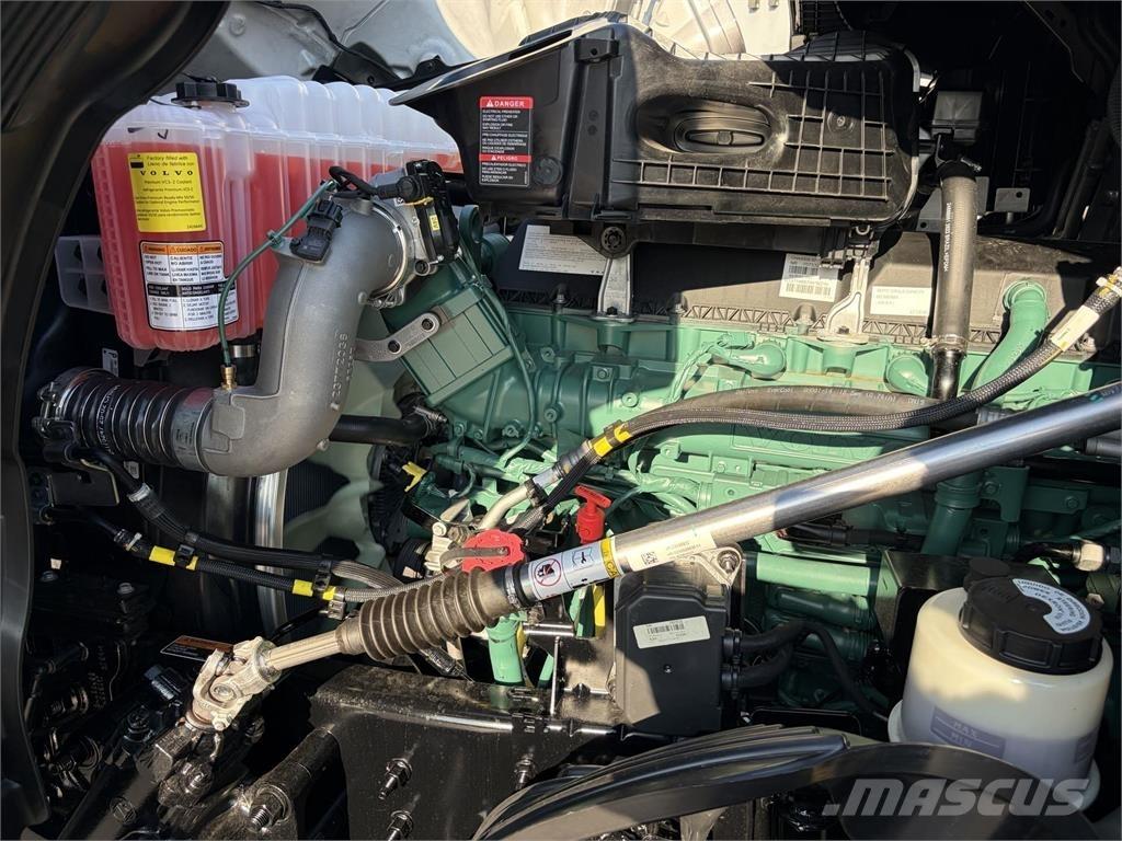 Volvo VNL64T860 Dragbilar
