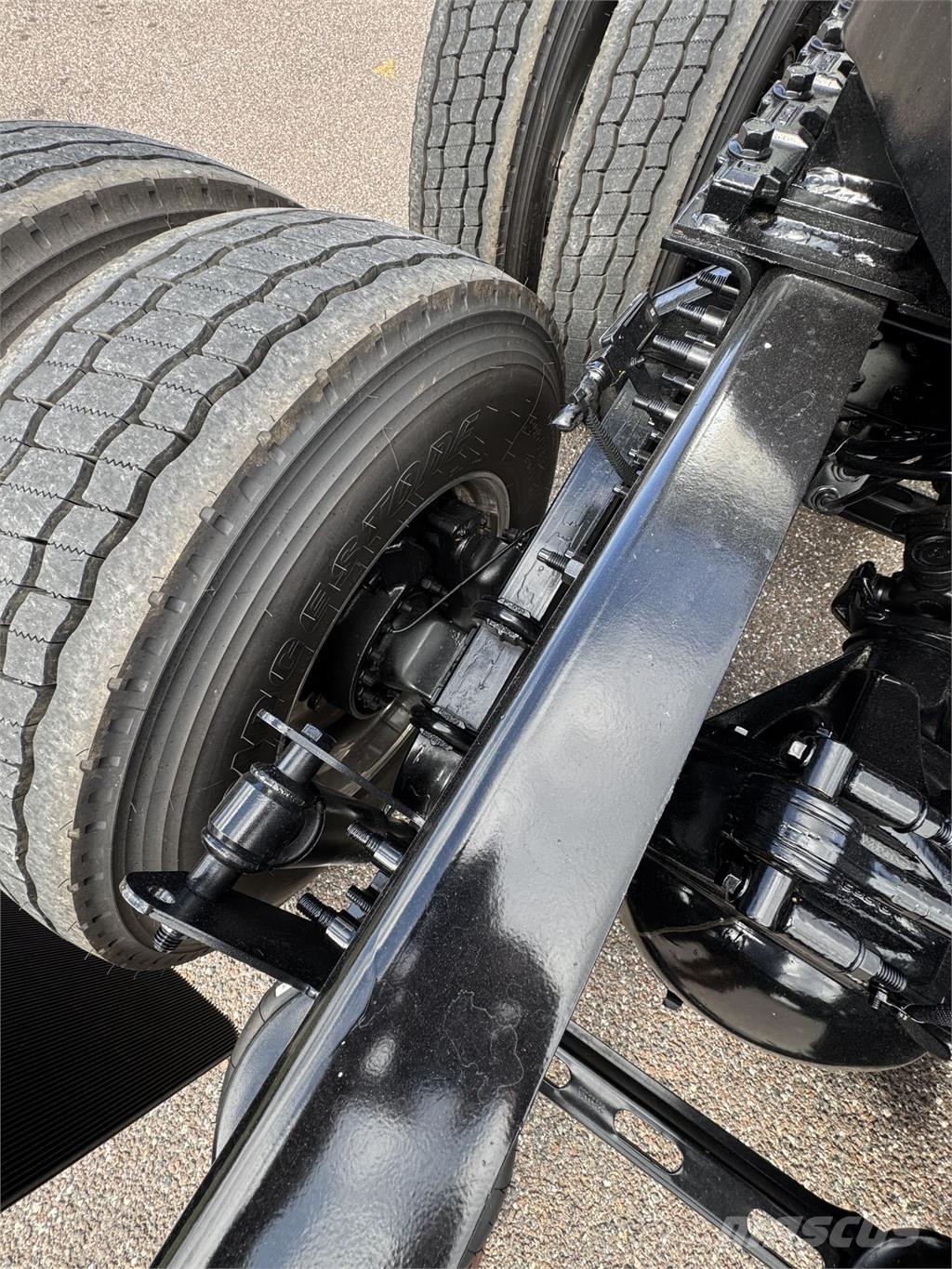 Volvo VNL64T860 Dragbilar