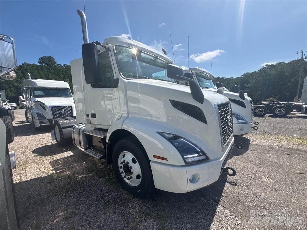 Volvo VNR42T300 Dragbilar