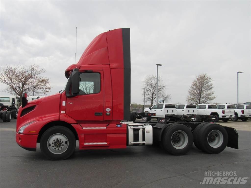 Volvo VNR64T300 Dragbilar