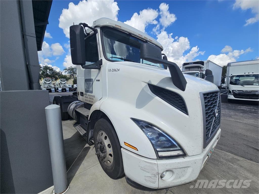 Volvo VNR64T300 Dragbilar