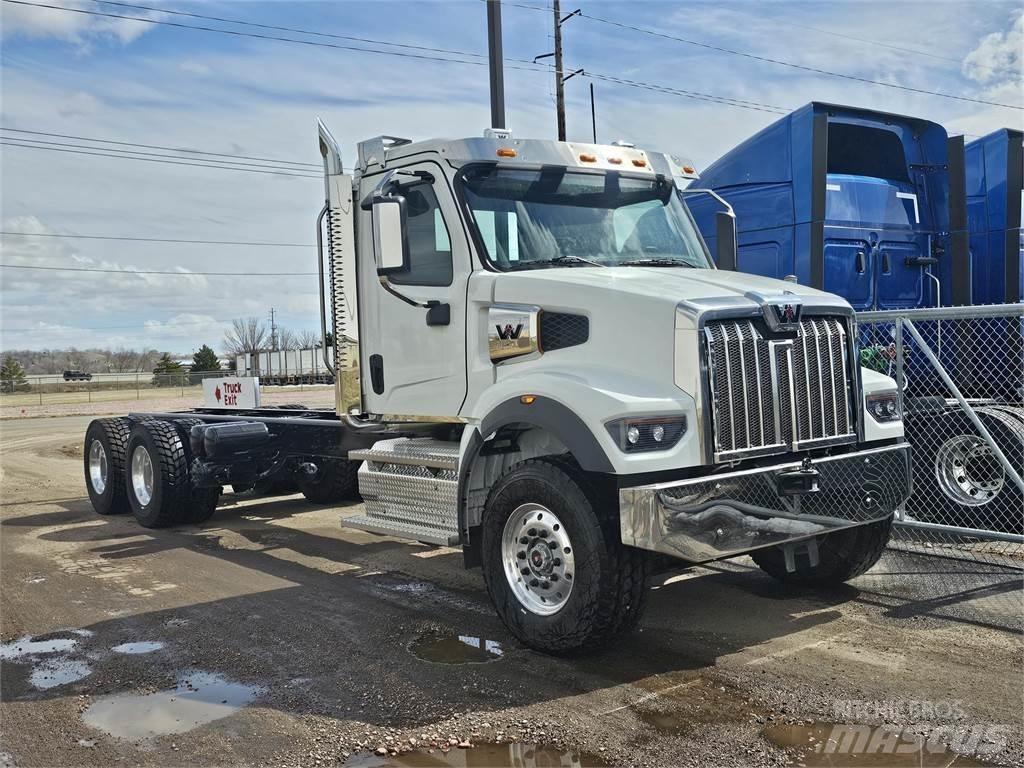 Western Star 47X Chassier