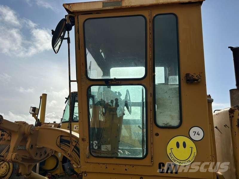 CAT 120G Väghyvlar