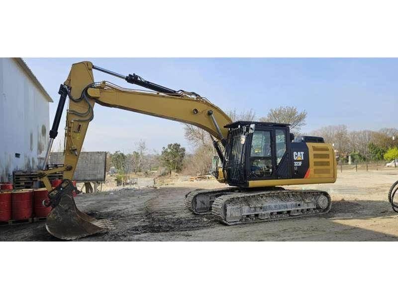 CAT 323F Bandgrävare