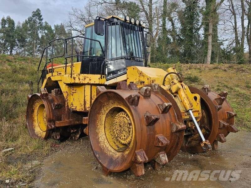 CAT 826GII Jordkompaktorer