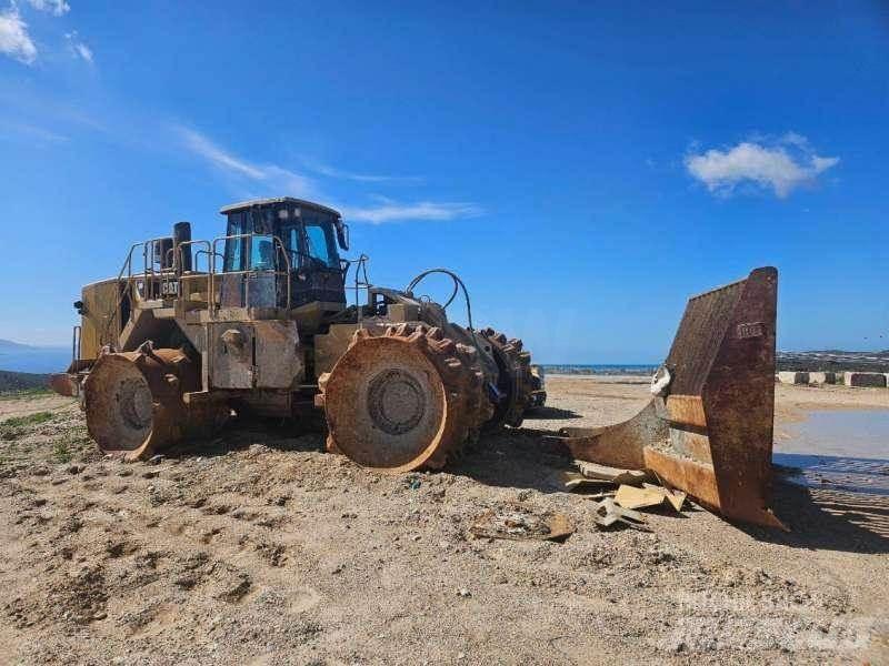 CAT 836H Jordkompaktorer