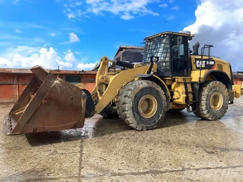 CAT 966M Hjullastare