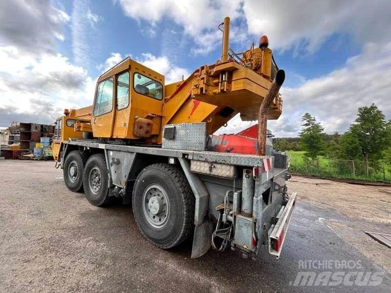 Faun RTF40-3 Allterrängkranar