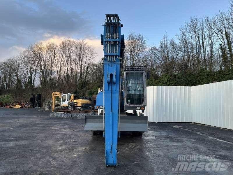 Fuchs MHL320 Avfalls / industri hantering