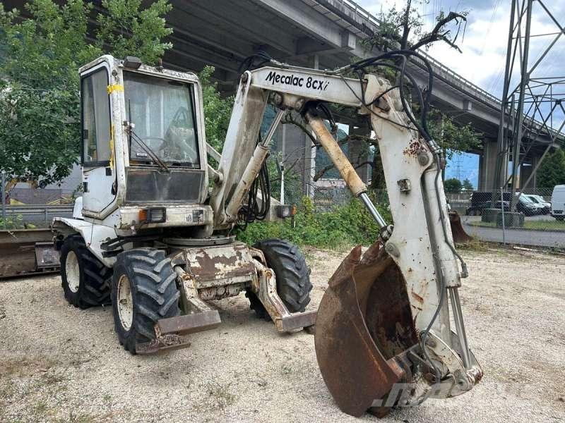 Mecalac 8CXI Hjulgrävare