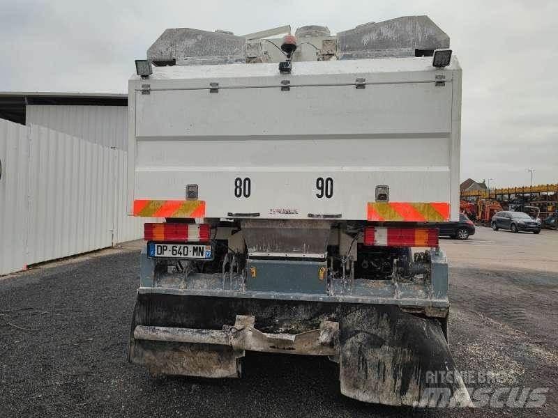 Unimog U500 Entreprenad - Övrigt