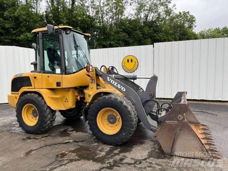 Volvo L30G Minilastare