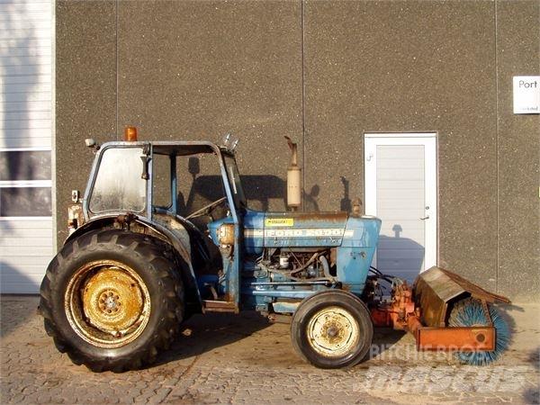 Ford 2000 Traktorer