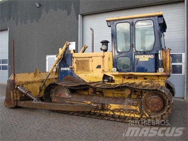 Hanomag D680E Bandschaktare