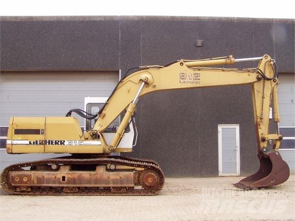 Liebherr 912 Bandgrävare