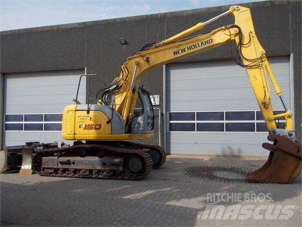New Holland E150 Bandgrävare