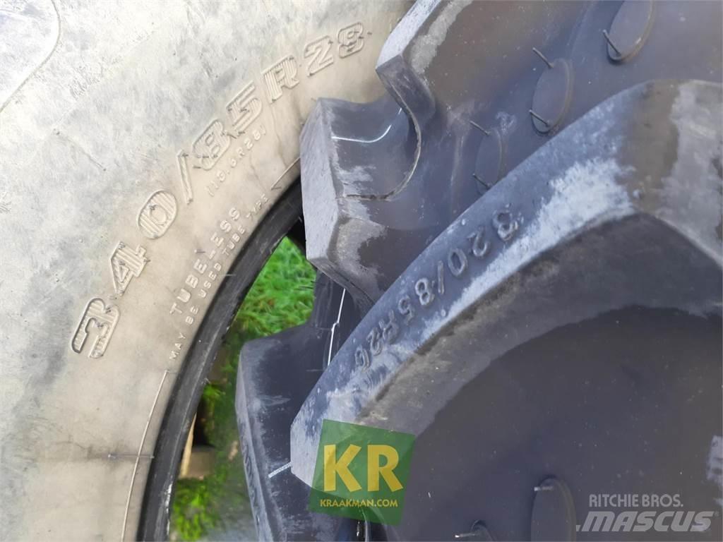 BKT 320/85R20 855 Däck, hjul och fälgar