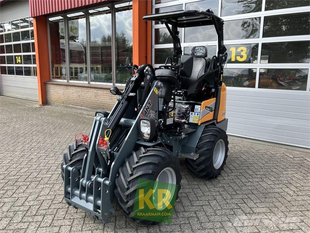 GiANT G1500 Frontlastare och grävare